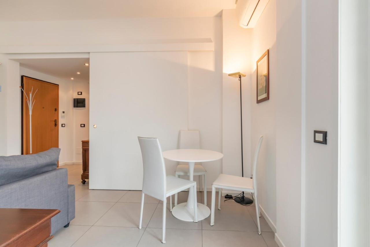 Cosy 1 Bed Flat With Terrace Apartment Milan Exterior photo
